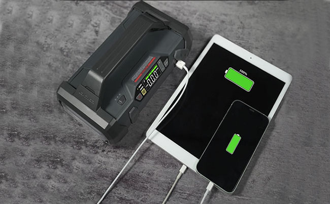 給手機(jī)、無(wú)線耳機(jī)、平板等充電測(cè)試