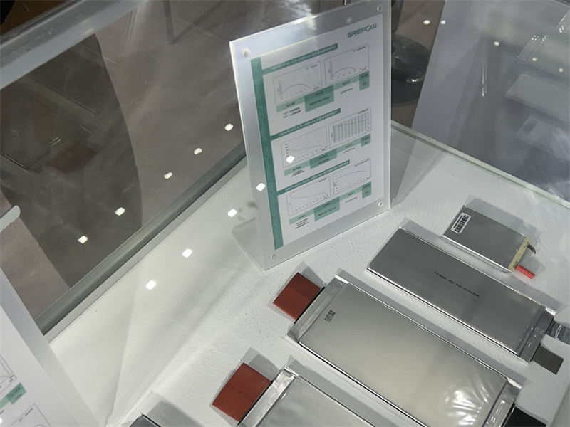 低溫、高倍率、高壓電芯